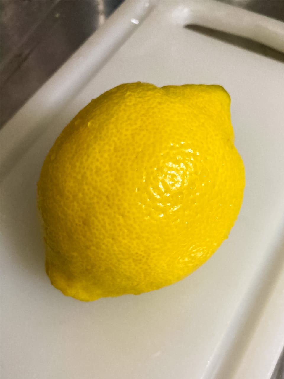 材料のレモン