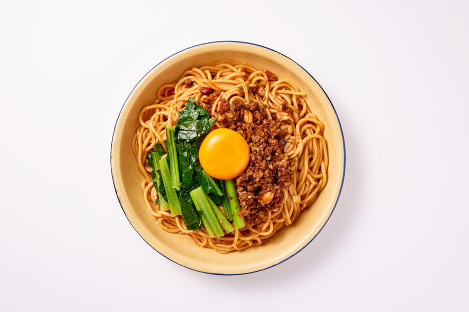 重慶担担麺（汁無し）　重庆坦坦面　980円