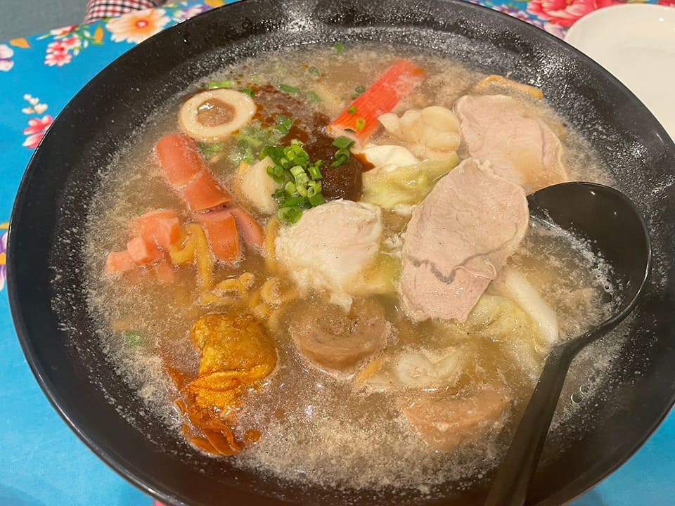 鍋焼き意麺（イーメェン）