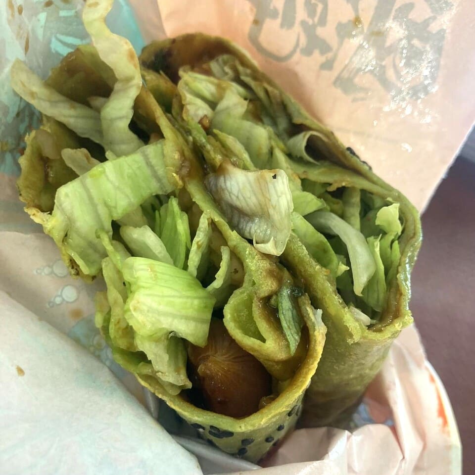 レタスもシャキシャキ、せんべいはサクサク