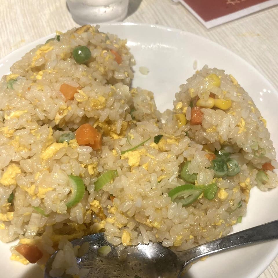 揚州炒飯(揚州チャーハン) … 主食