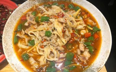 名物のウサギ料理も食べたよ！ 留学生に人気の高田馬場「小米椒」