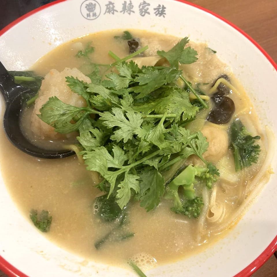 小辛にとうもろこし麵と太春雨 