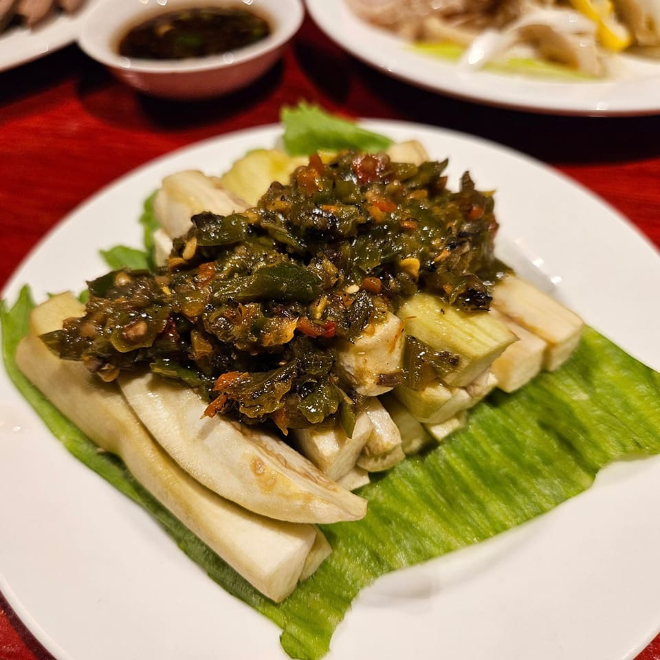 茄子の焼きピーマンソース