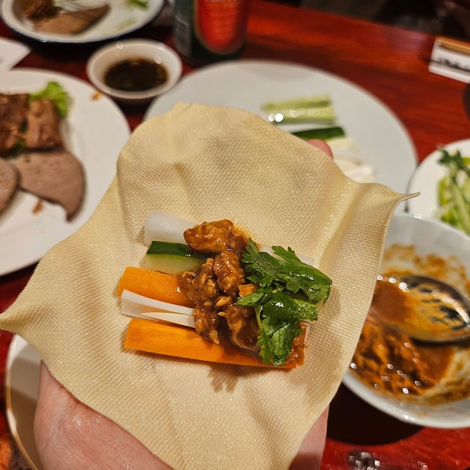 干し豆腐に巻いた野菜と味噌