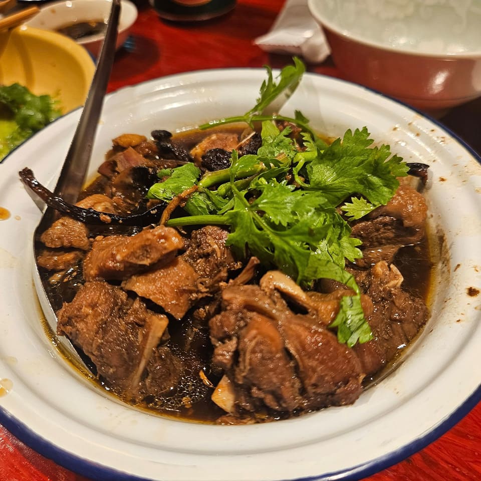 鶏肉ときのこの煮込み
