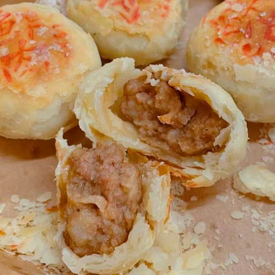 焼きたての肉月餅