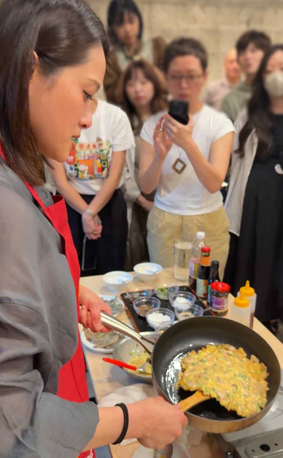 タネを焼く様子