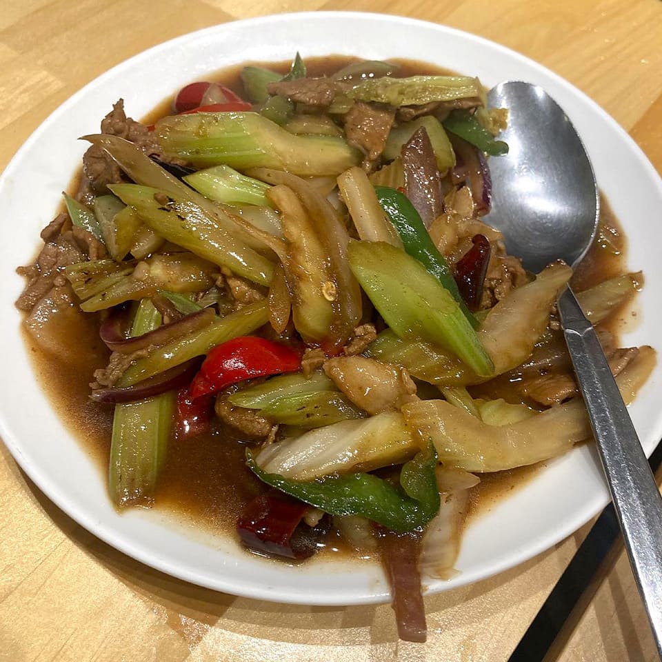 セロリの青椒肉絲(芹菜青椒肉丝)