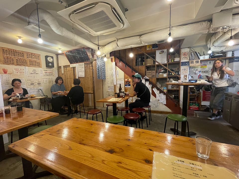 御徒町「老酒舗」店内