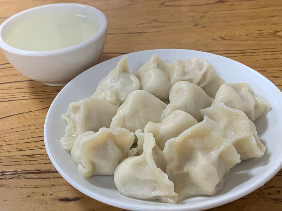 餃子湯と水餃子