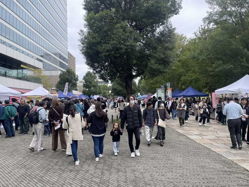 秋晴れの暖かく過ごしやすい1日