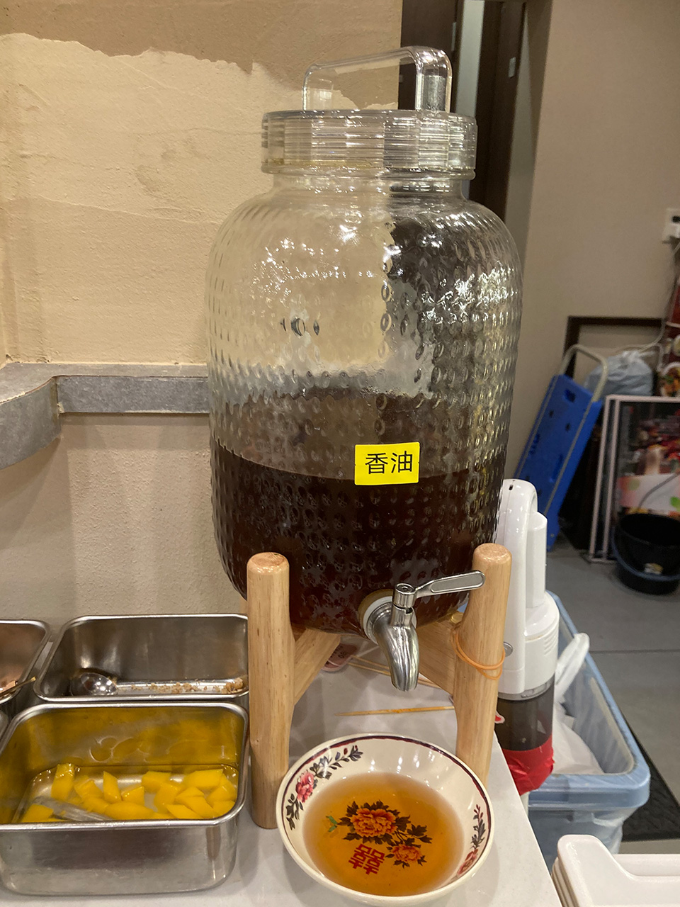 「串串香(チュアンチュアンシャン)」香油(シャンヨウ)
