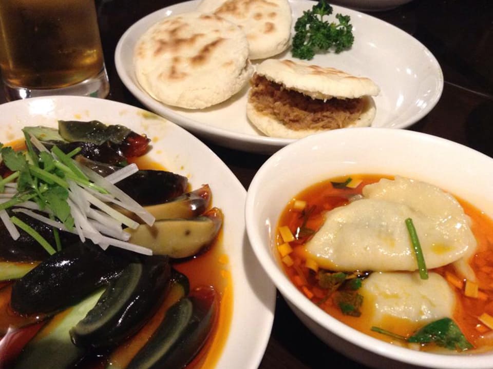 屋台風ミニ焼きバーガー(肉夹馍 ロウジャーモウ)