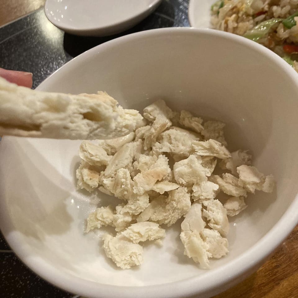 ヤンローポーモー (羊肉泡馍)のちぎったパン