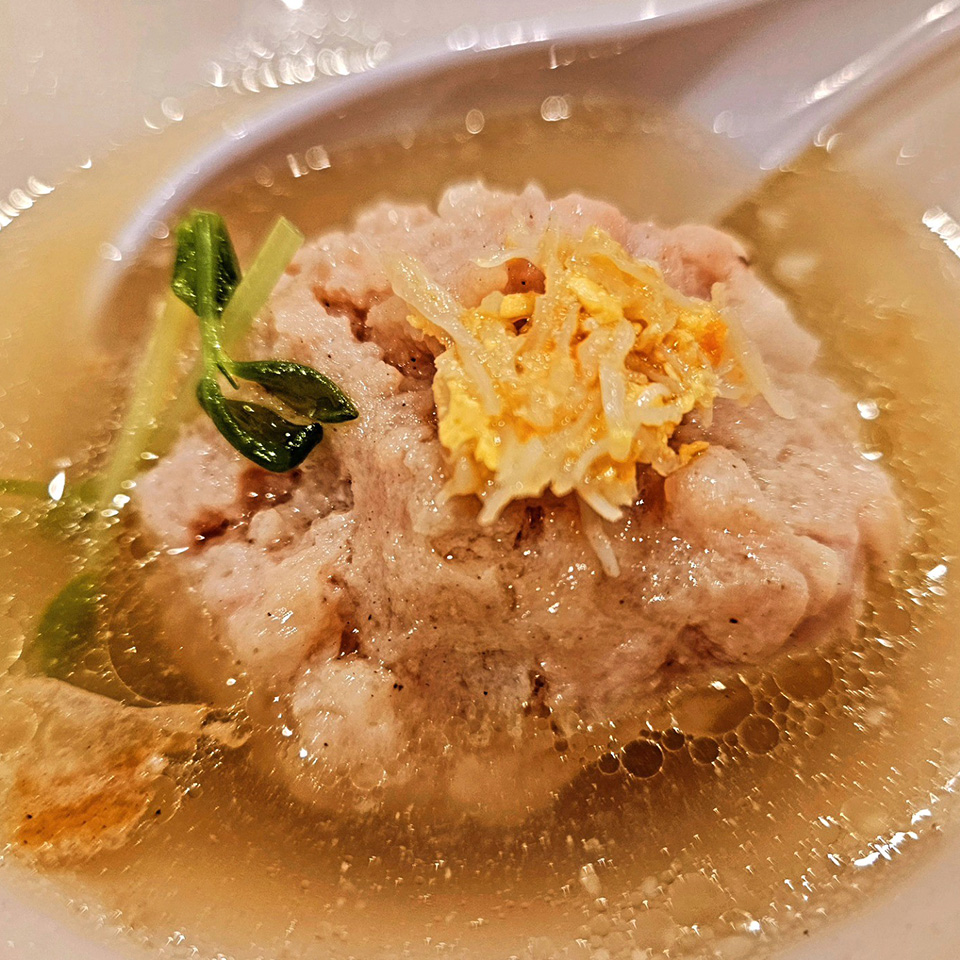 ズワイ蟹入りハンバーグ(獅子頭)