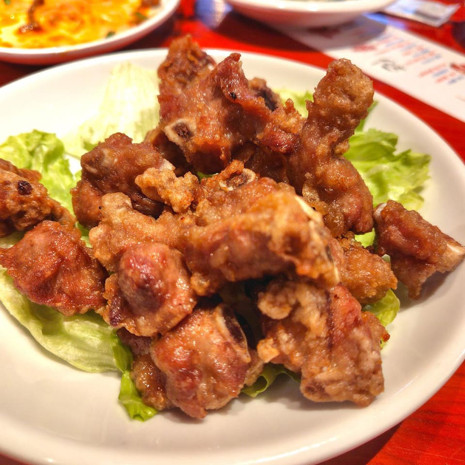 西北蒜香排骨 (西北　ガーリックスペアリブ)