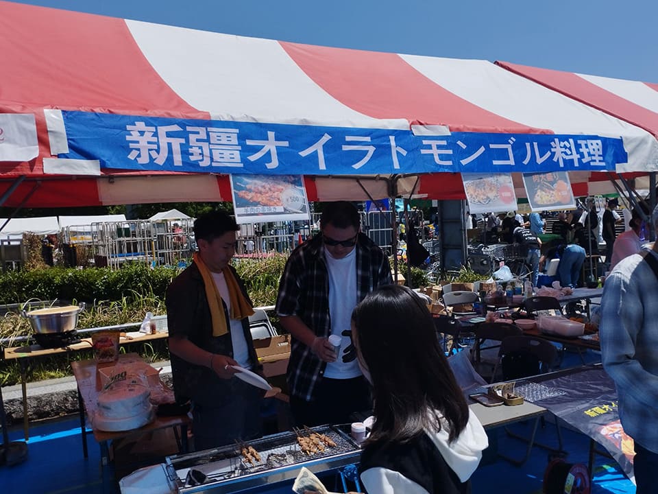モンゴルの春祭り「ハワリンバヤル」