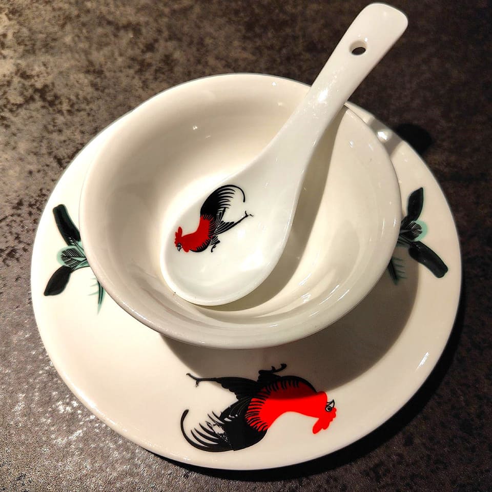 鶏柄食器